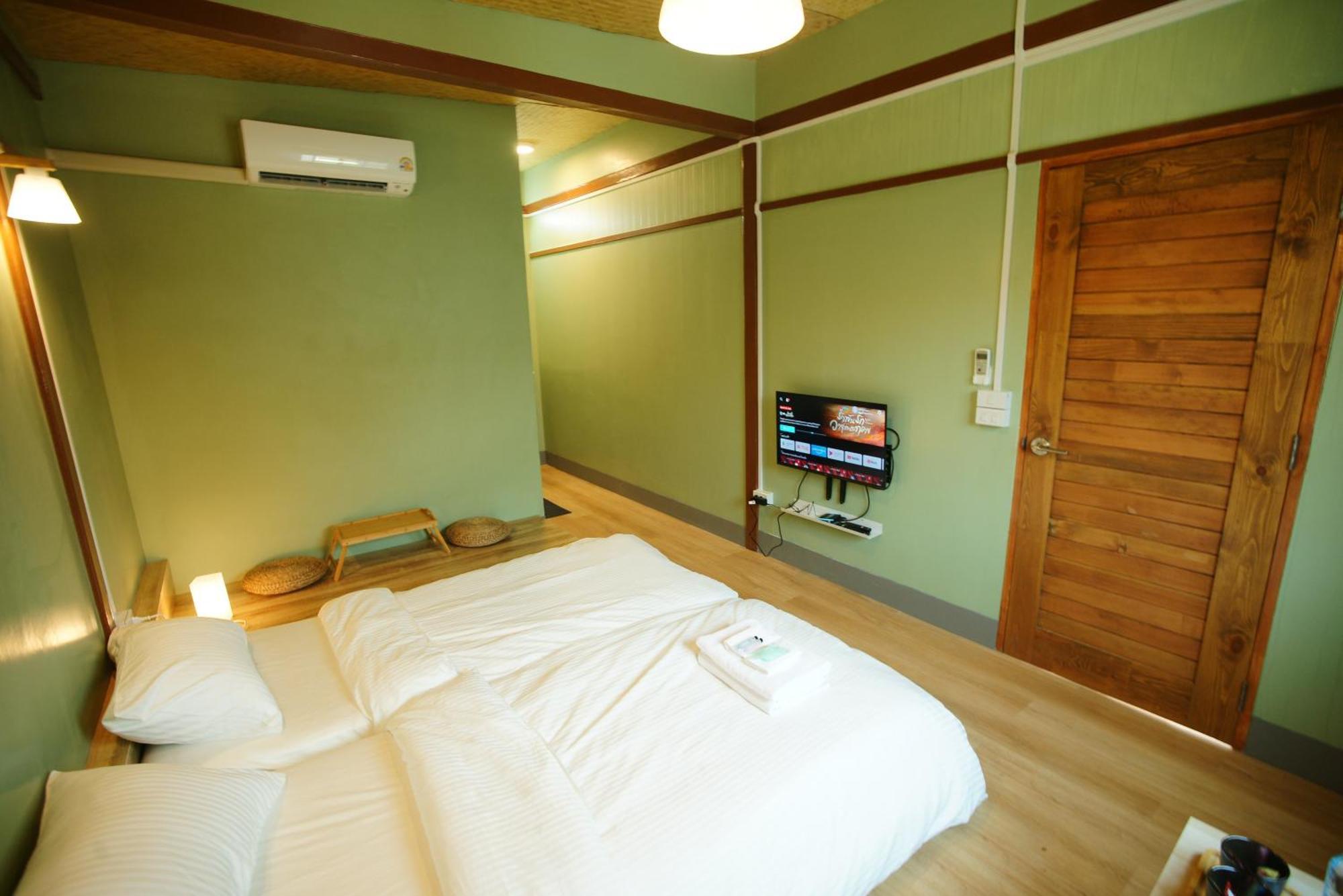 Barn Sampran Resort บ้านสามพรานรีสอร์ท Nakhon Pathom Exterior foto